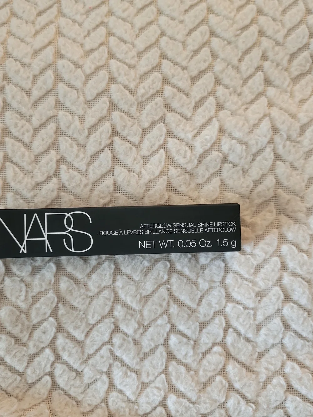 NARS Afterglow Sensual Shine Lipstick - Turned On Berry Red New In Box